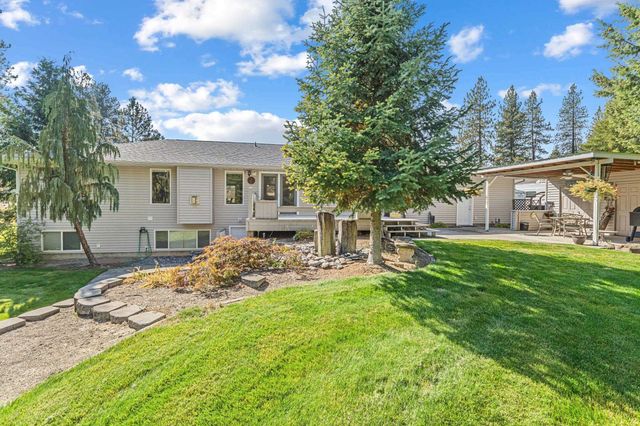 4605 E Greenbluff Rd, Colbert, WA 99005