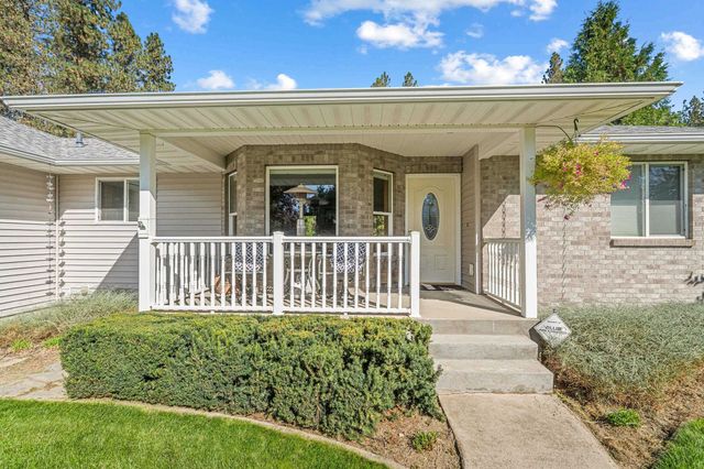 4605 E Greenbluff Rd, Colbert, WA 99005
