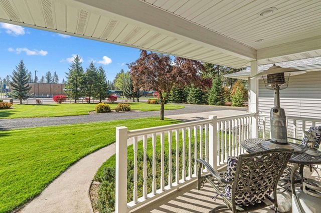 4605 E Greenbluff Rd, Colbert, WA 99005