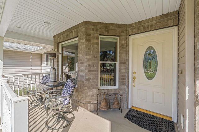 4605 E Greenbluff Rd, Colbert, WA 99005