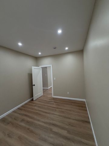 89 Johnson St 2, Lynn, MA 01902