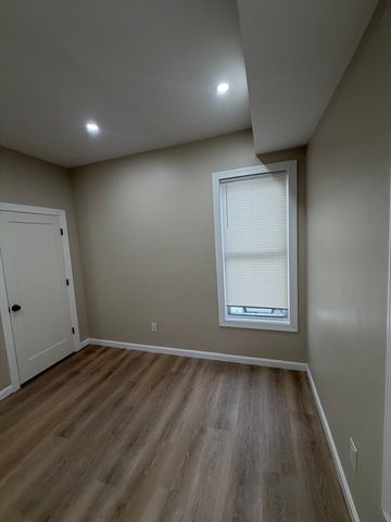 89 Johnson St 2, Lynn, MA 01902