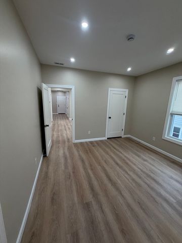 89 Johnson St 2, Lynn, MA 01902