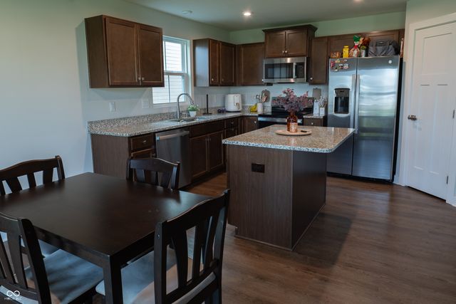 1230 Maumee Court, Greenfield, IN 46140