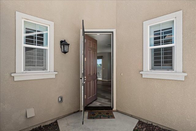 2237 Province Pl, Hughson, CA 95326