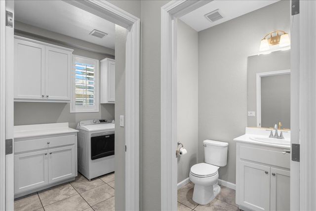 2237 Province Pl, Hughson, CA 95326