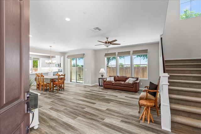 2237 Province Pl, Hughson, CA 95326
