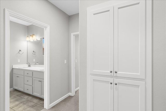 2237 Province Pl, Hughson, CA 95326