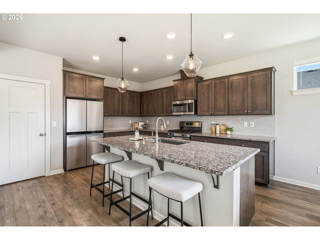 3715 S 42ND Pl, Ridgefield, WA 98642