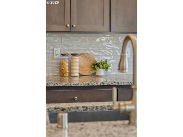 3715 S 42ND Pl, Ridgefield, WA 98642