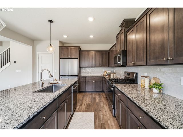 3715 S 42ND Pl, Ridgefield, WA 98642