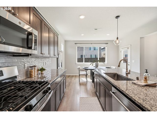 3715 S 42ND Pl, Ridgefield, WA 98642