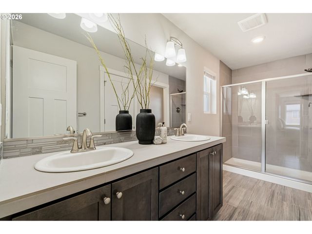 3715 S 42ND Pl, Ridgefield, WA 98642