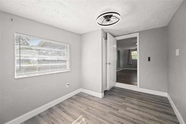 605 S DISSTON AVENUE, Tarpon Springs, FL 34689