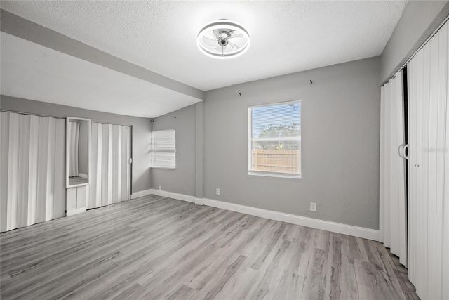 605 S DISSTON AVENUE, Tarpon Springs, FL 34689