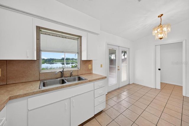57 CAYMAN CIRCLE, Umatilla, FL 32784