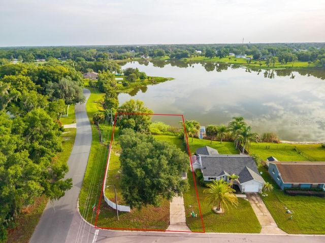 57 CAYMAN CIRCLE, Umatilla, FL 32784