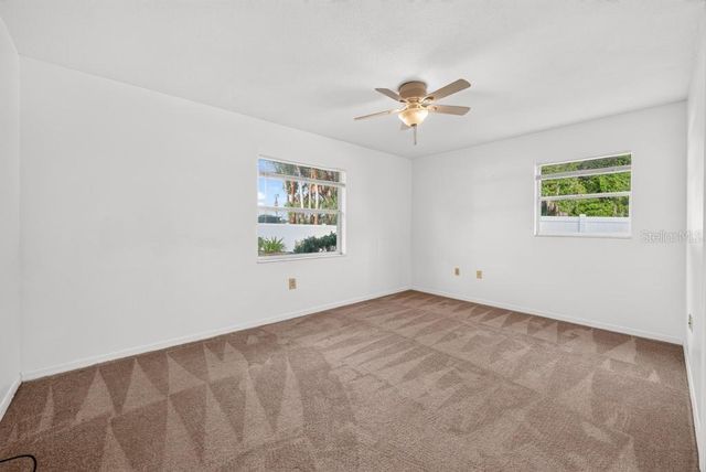 57 CAYMAN CIRCLE, Umatilla, FL 32784