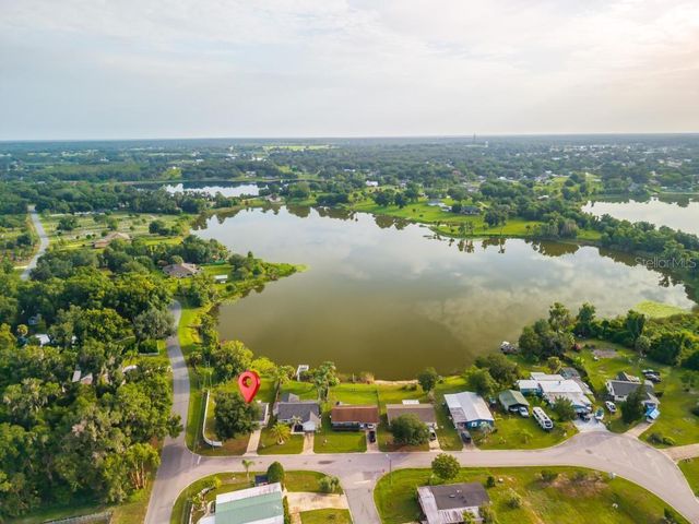 57 CAYMAN CIRCLE, Umatilla, FL 32784