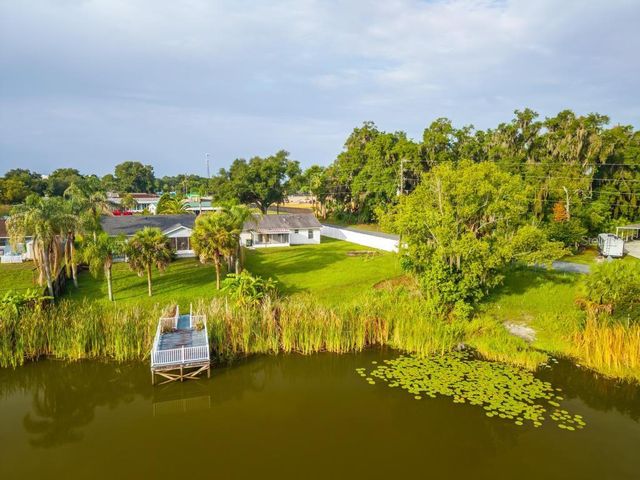 57 CAYMAN CIRCLE, Umatilla, FL 32784