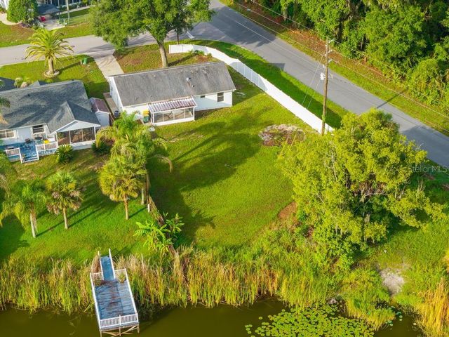 57 CAYMAN CIRCLE, Umatilla, FL 32784