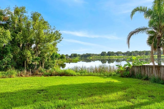 57 CAYMAN CIRCLE, Umatilla, FL 32784