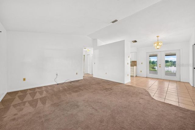 57 CAYMAN CIRCLE, Umatilla, FL 32784