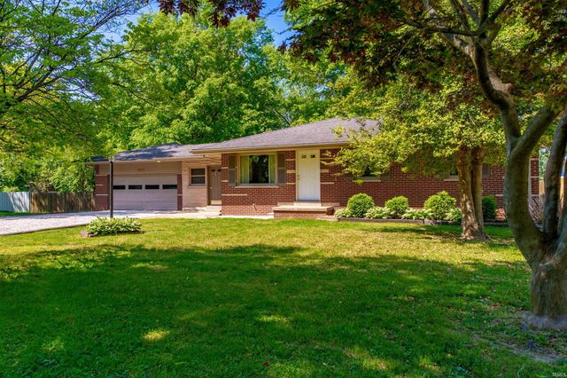6077 Grand River Road, Newburgh, IN 47630