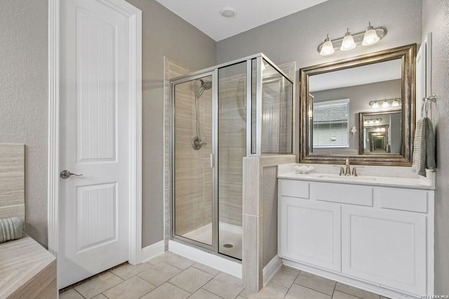647 MISSION HILL RUN, New Braunfels, TX 78132