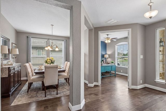 647 MISSION HILL RUN, New Braunfels, TX 78132
