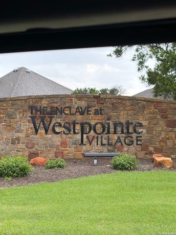 647 MISSION HILL RUN, New Braunfels, TX 78132