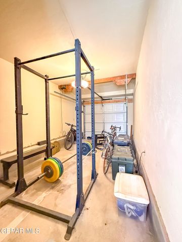 3324 N Stanton Street, El Paso, TX 79902