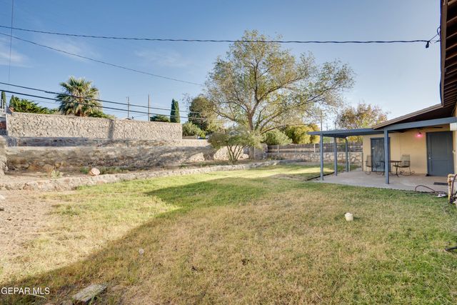 3324 N Stanton Street, El Paso, TX 79902