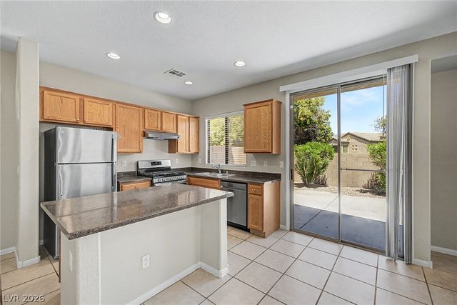 8284 Harvest Spring Place, Las Vegas, NV 89143