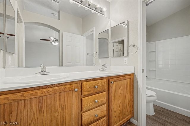 8284 Harvest Spring Place, Las Vegas, NV 89143