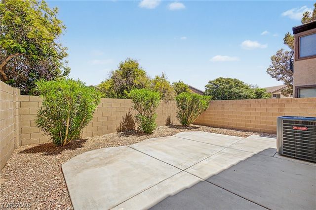 8284 Harvest Spring Place, Las Vegas, NV 89143