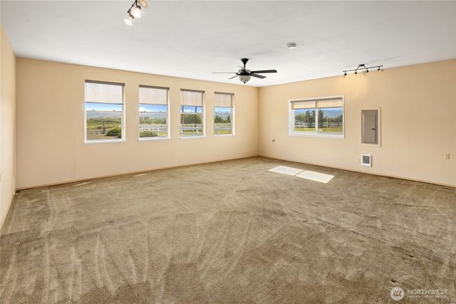 1231 Game Farm Road, Ellensburg, WA 98926