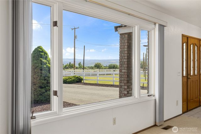 1231 Game Farm Road, Ellensburg, WA 98926