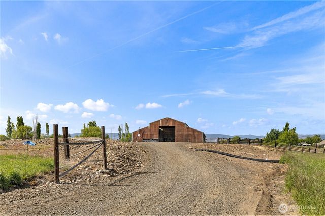 1231 Game Farm Road, Ellensburg, WA 98926