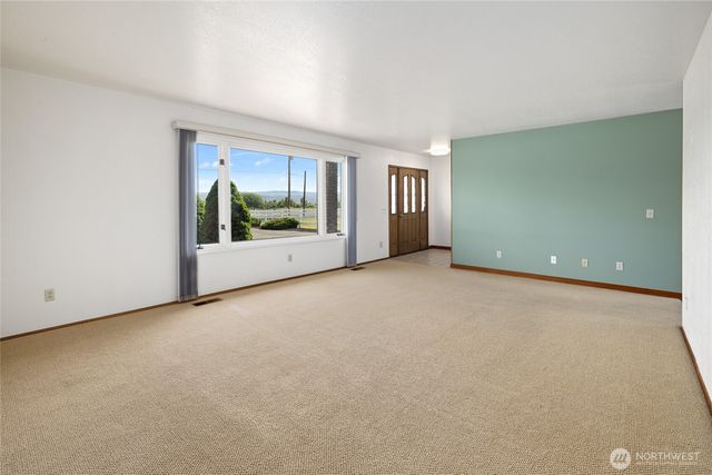 1231 Game Farm Road, Ellensburg, WA 98926