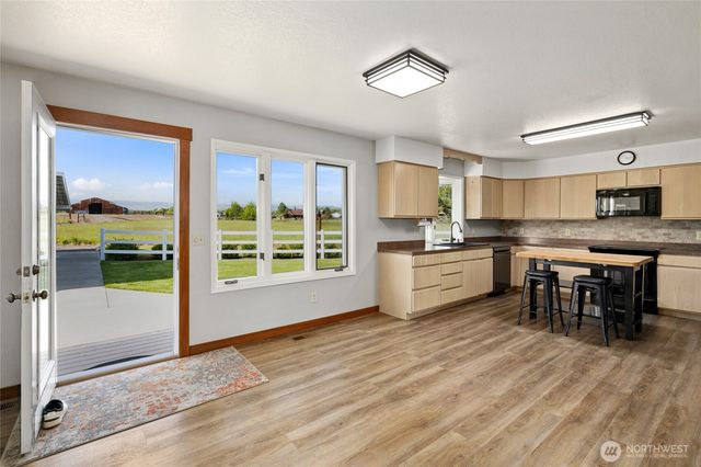 1231 Game Farm Road, Ellensburg, WA 98926
