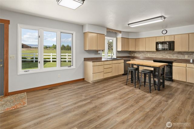 1231 Game Farm Road, Ellensburg, WA 98926