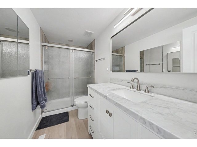 1005 Knobcone Pl, Loveland, CO 80538