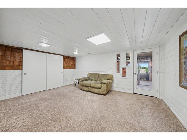 1005 Knobcone Pl, Loveland, CO 80538