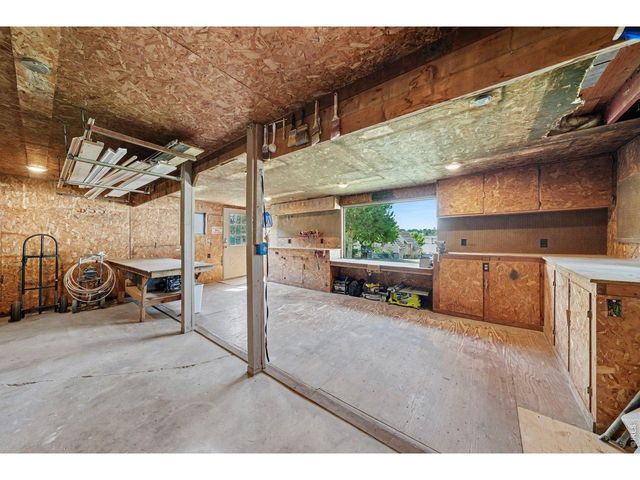 1005 Knobcone Pl, Loveland, CO 80538