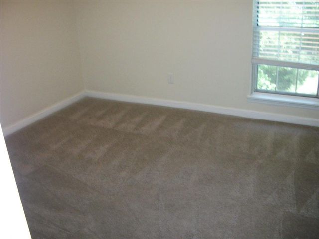 207 Granville Court, Sandy Springs, GA 30328