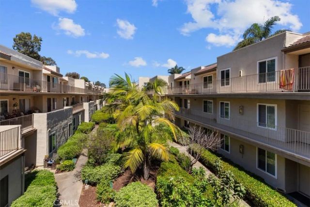 13754 Mango 306, Del Mar, CA 92014