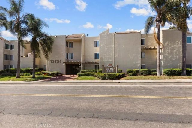 13754 Mango 306, Del Mar, CA 92014