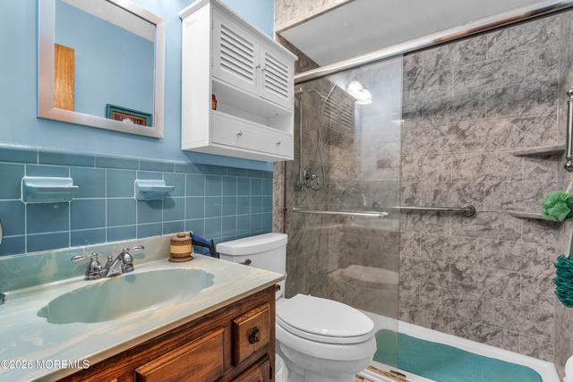 18 Whitecap Way, Brick, NJ 08723