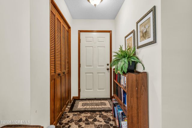 18 Whitecap Way, Brick, NJ 08723
